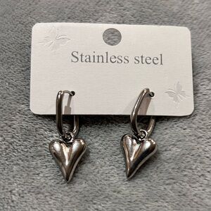 🆕 Lever back Stainless Steel Earrings with removable Puff Heart